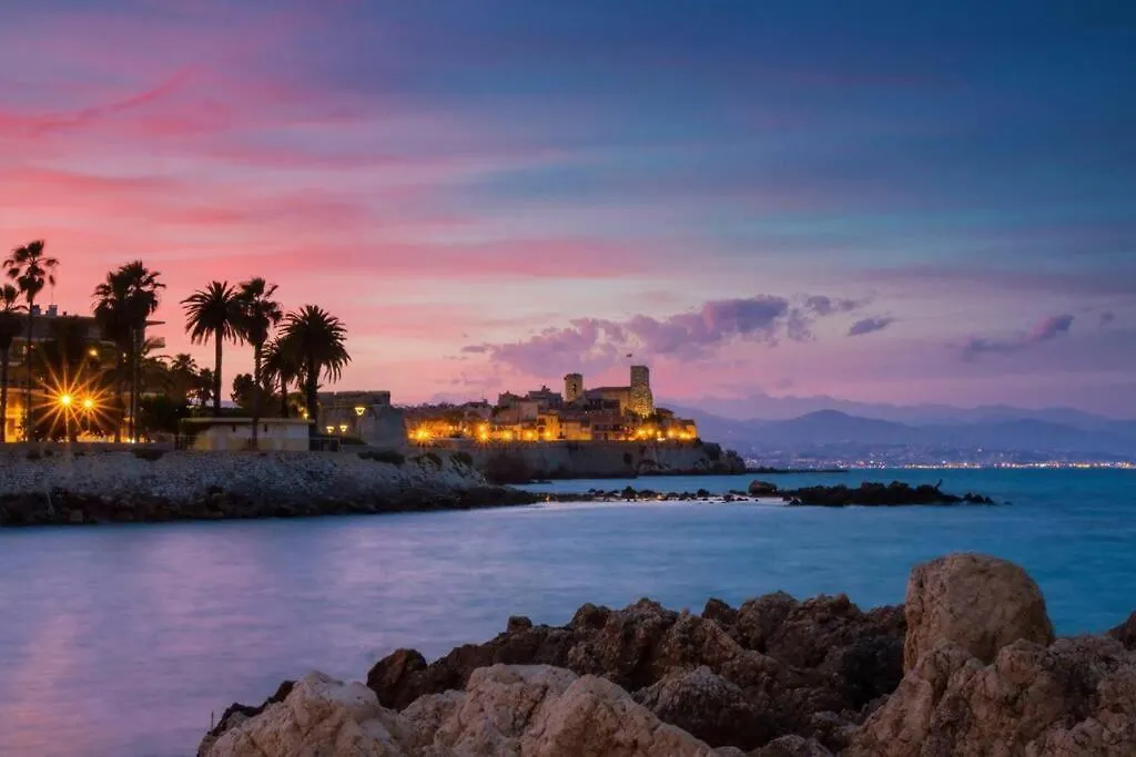 Studio Apartment Antibes